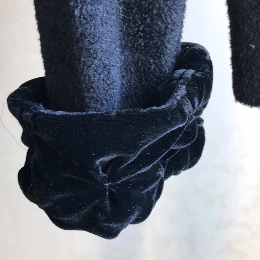 Black Stylized Sweater - Picture 3 of 6